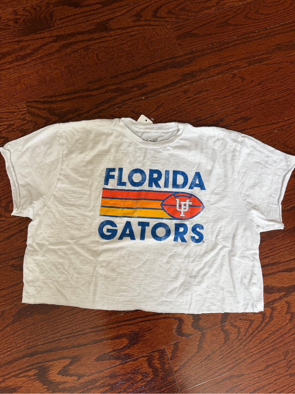 Florida Gators Vintage Style White Graphic Crop Tee XS new with tags